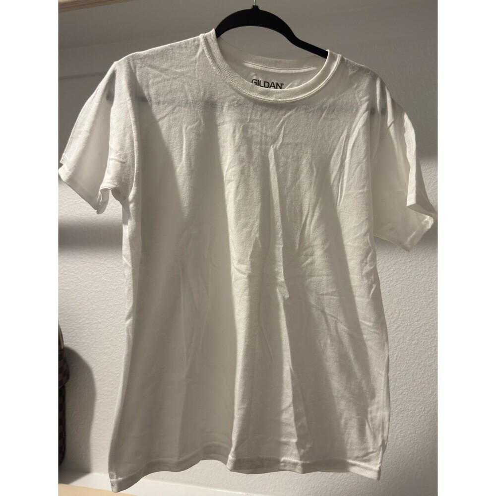 Gildan Plain White Crew Neck T-Shirt